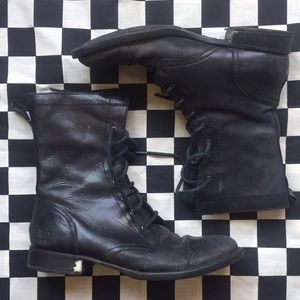 Born military ankle boots